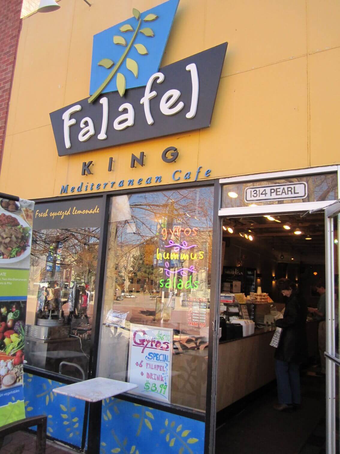 falafel-king-biteintoboulder